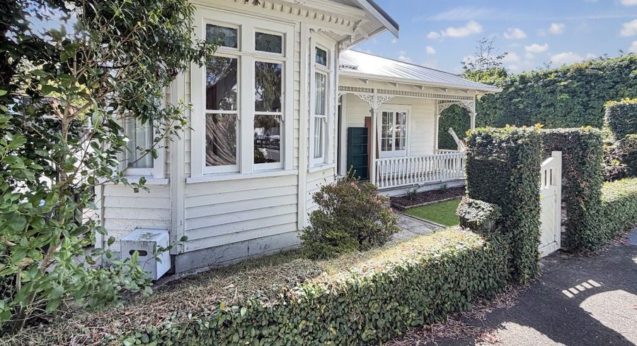  at 3 Tarata St, Mount Eden, Auckland City, Auckland