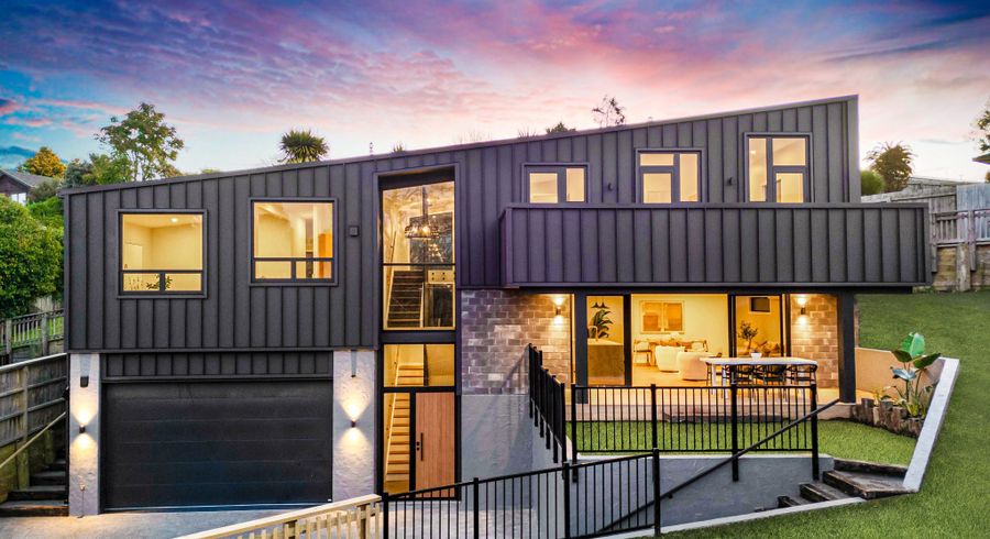  at 8 Kaihuia Lane, Oratia, Waitakere City, Auckland