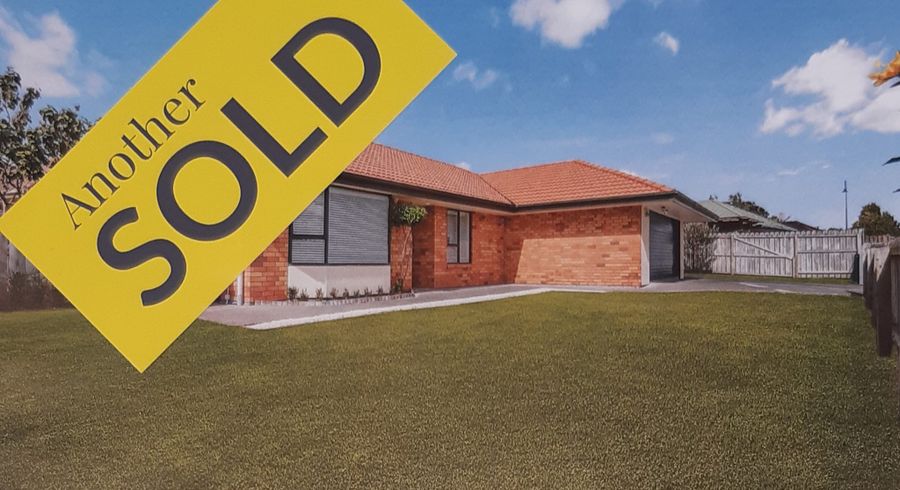  at 15 Frank Bunce Grove, Flat Bush, Auckland