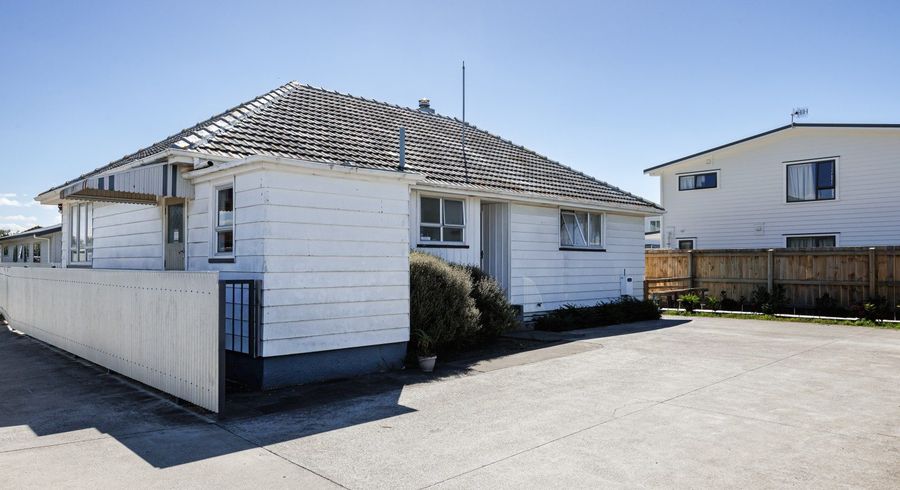  at 1033 Hood Street, Mayfair, Hastings, Hawke's Bay