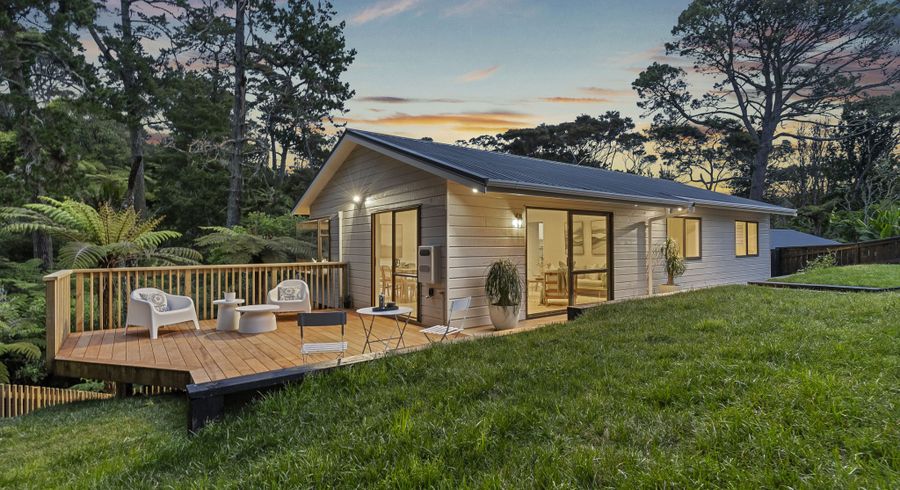  at 2/46 Gladys Avenue, Glenfield, North Shore City, Auckland