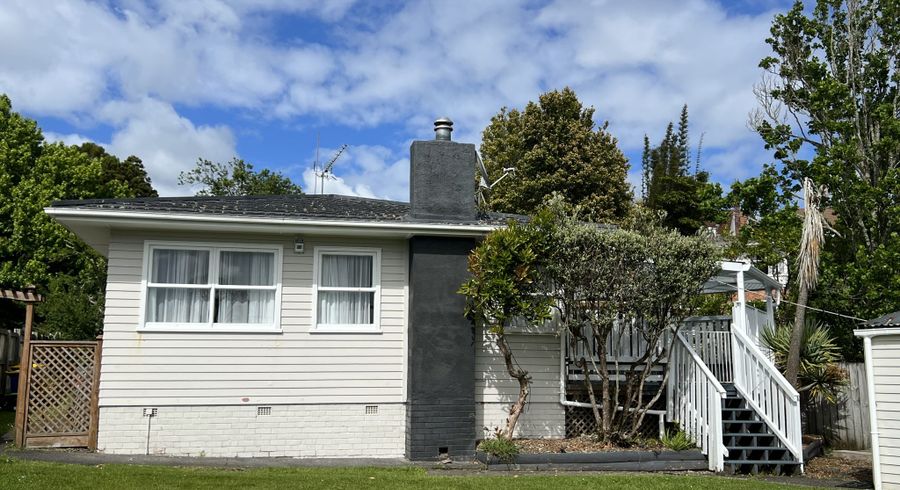  at 14 Blenheim Street, Glenfield, North Shore City, Auckland