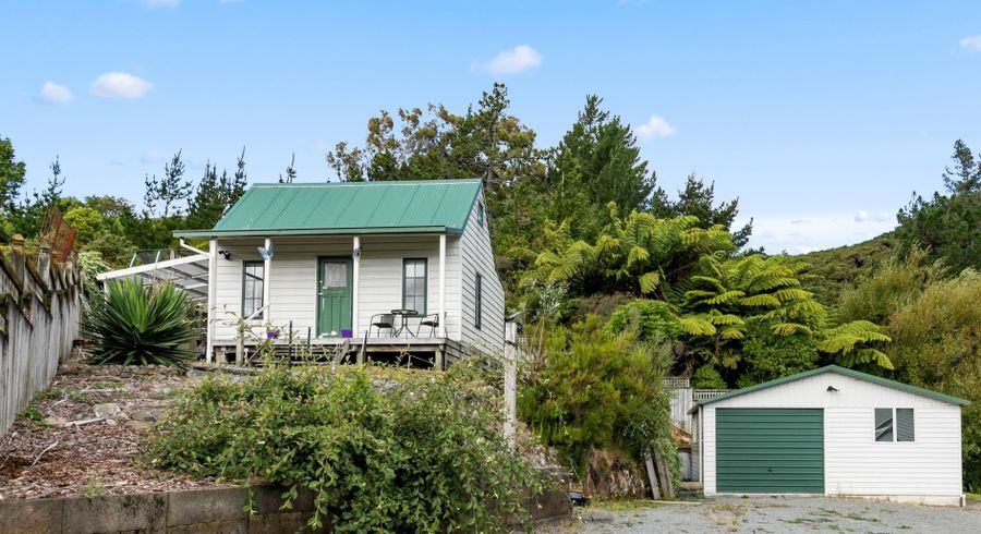  at 2/9 Montgomery Street, Stokes Valley, Lower Hutt, Wellington