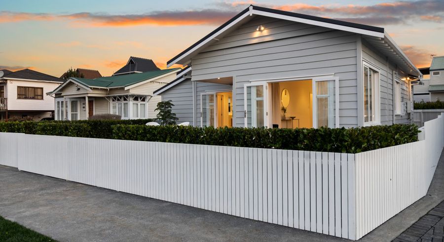 at 10 Joan Street, Point Chevalier, Auckland City, Auckland