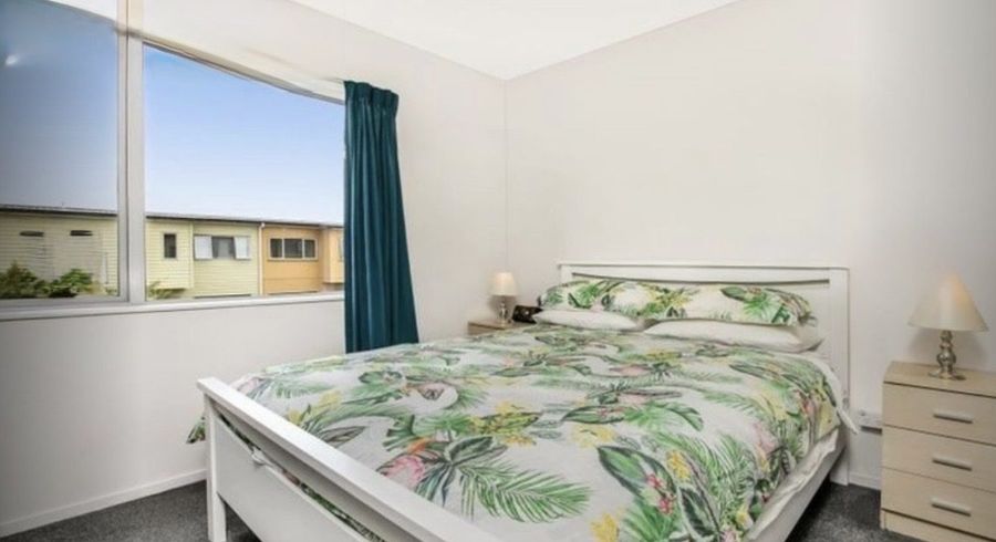  at 31/11 Ray Small Drive , Papakura, Papakura, Auckland