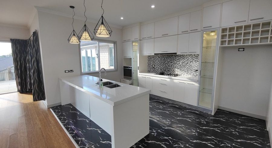  at 11 Rigg Place, Flagstaff, Hamilton