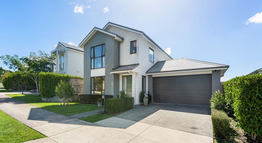  at 31 Mettam Drive, Swanson, Auckland