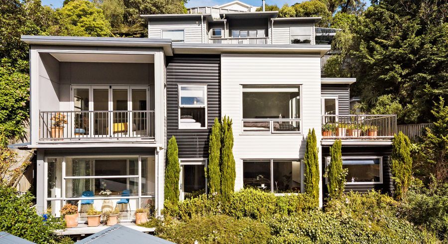  at 2/17 Blackbridge Road, Wadestown, Wellington, Wellington