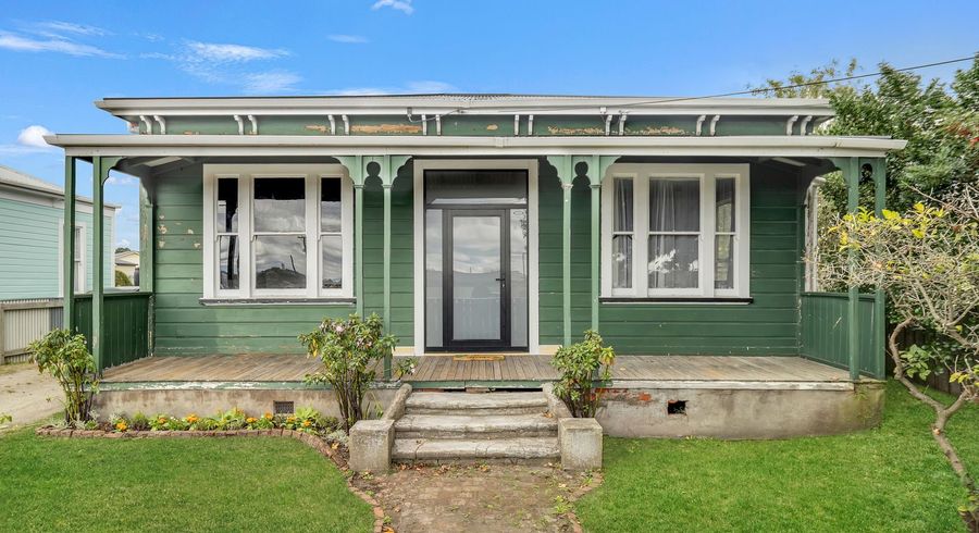  at 55 Carlton Avenue, Gonville, Whanganui, Manawatu / Whanganui