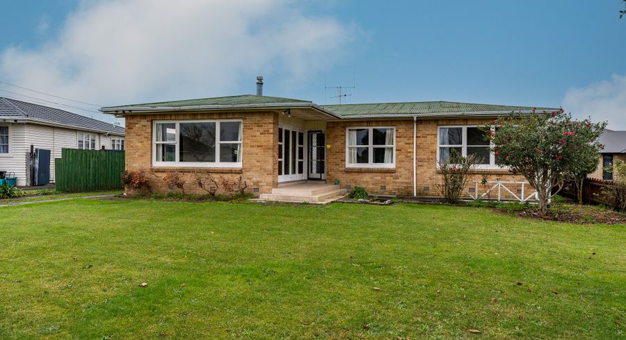  at 27 Paterson Street, Frankton, Hamilton, Waikato