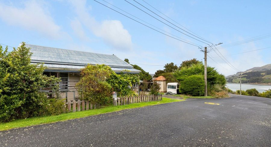  at 19 Downes Road, Roseneath, Dunedin