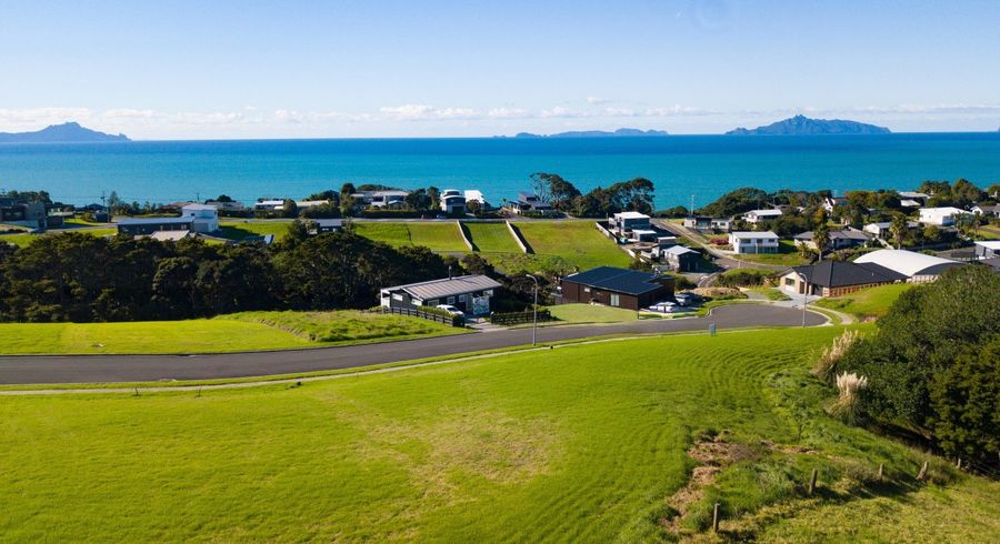  at 8 Starlight Place, Langs Beach, Whangarei, Northland