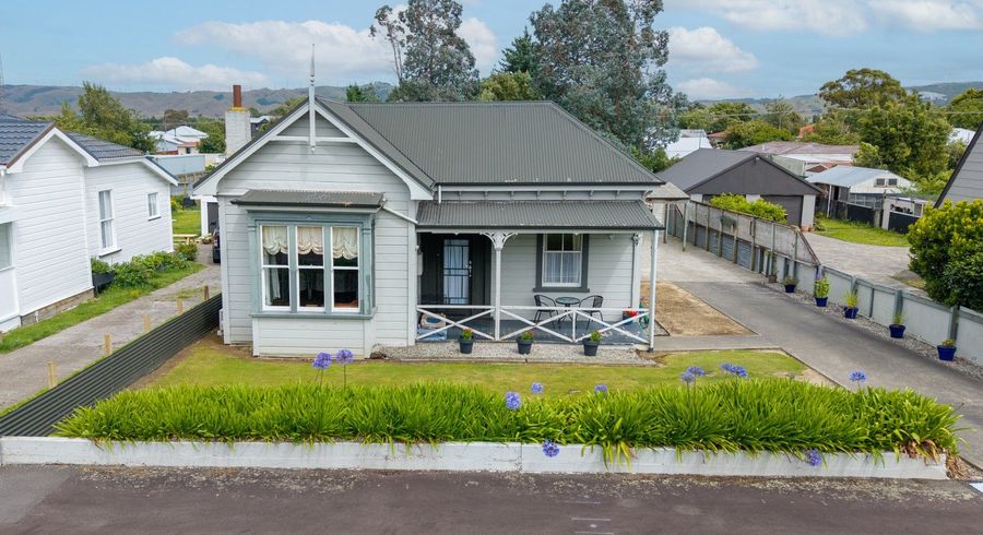  at 9 Ross Street, Woodville, Tararua, Manawatu / Whanganui