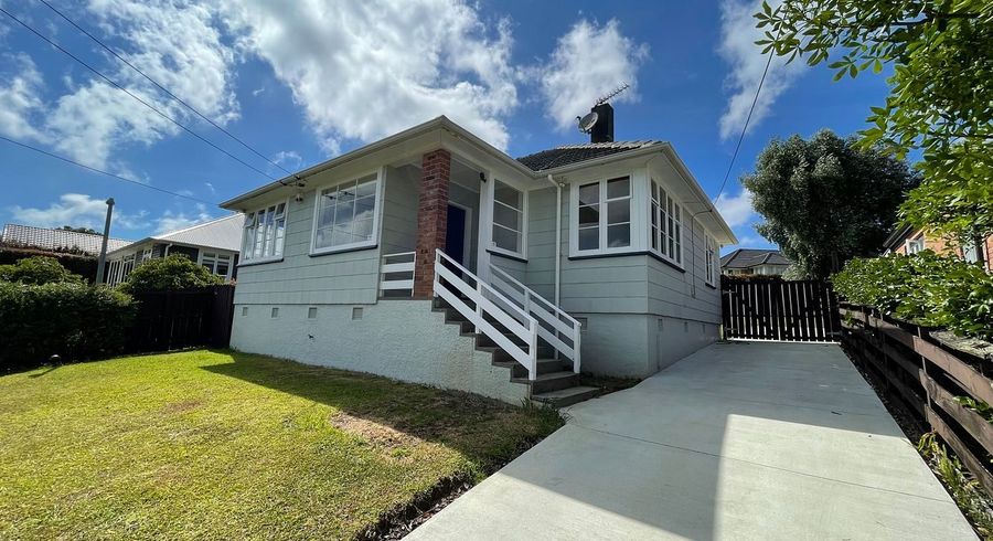  at 58 Tahapa Crescent, Meadowbank, Auckland