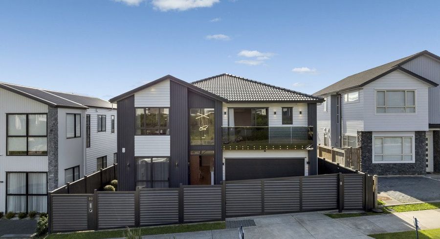  at 90 Longhorn Drive, Flat Bush, Manukau City, Auckland