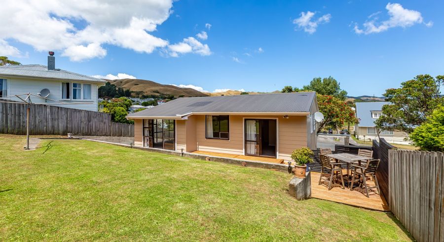  at 15 Kalingo Street, Waitangirua, Porirua, Wellington