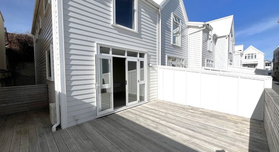  at 35/35 Pirie Street, Mount Victoria, Wellington