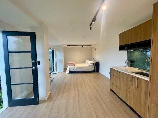  at 42B Lynbrooke Ave, Blockhouse Bay, Auckland City, Auckland
