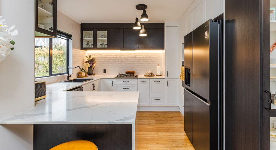  at 9 Saybrook Place, Mangere, Auckland