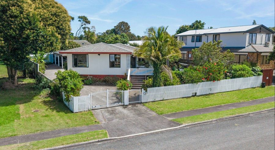  at 15 Marinich Drive, Ranui, Waitakere City, Auckland