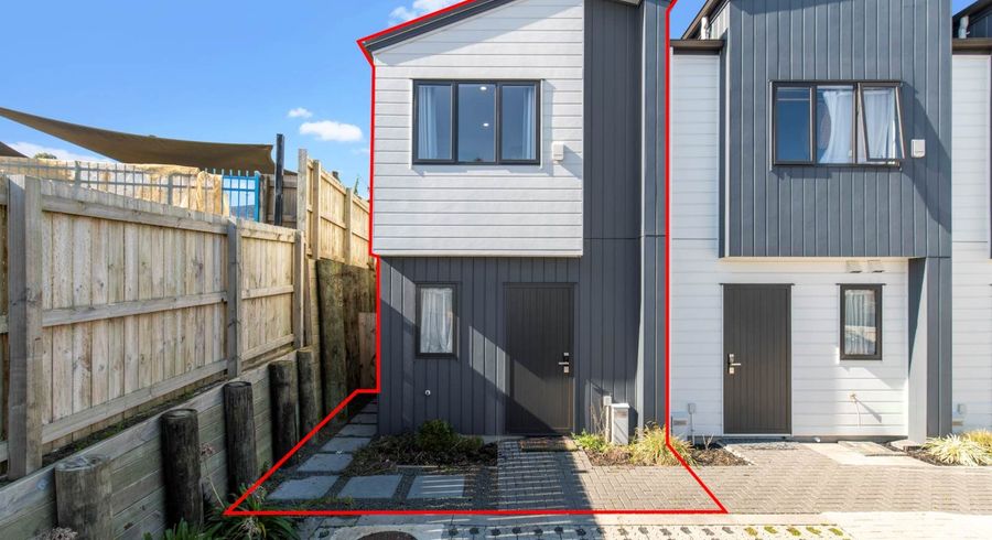  at 4/112 Moore Street, Howick, Manukau City, Auckland
