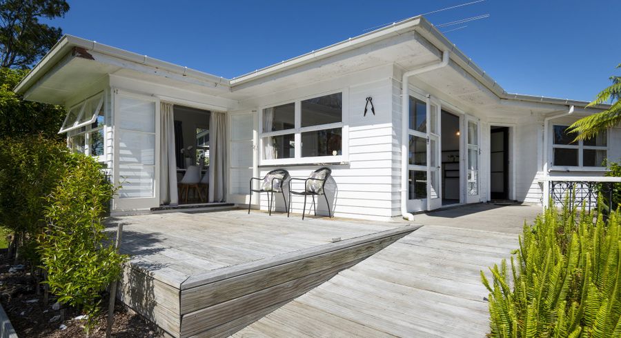  at 25 Grant Road, Whataupoko, Gisborne