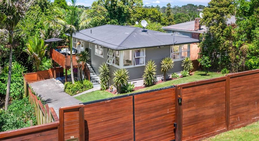  at 56 Park Road, Glenfield, Auckland