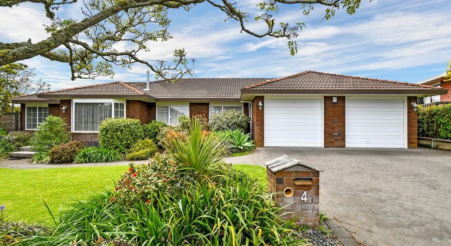  at 4 Larkspur Court, The Gardens, Auckland