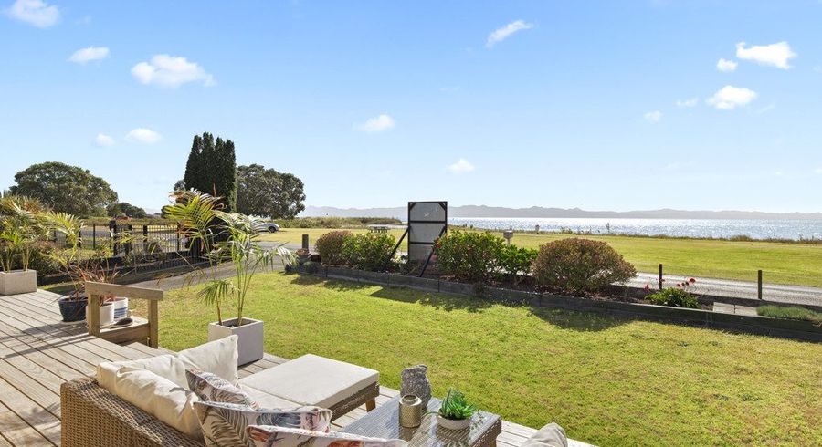  at 915 East Coast Road, Kaiaua, Franklin, Auckland