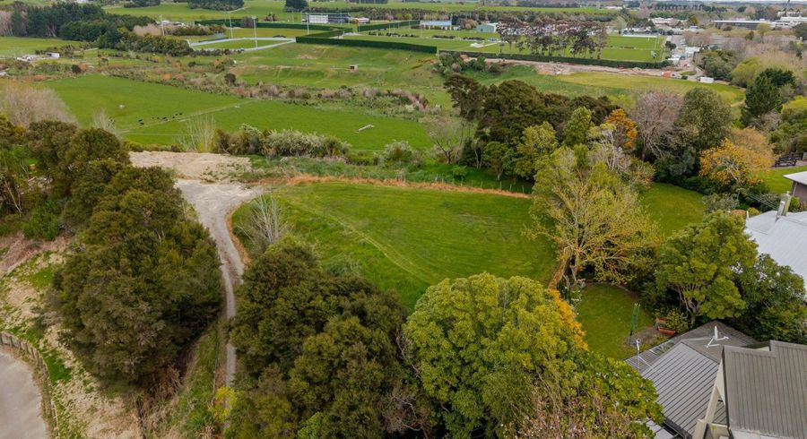  at 2 Three Paddock Lane, Fitzherbert, Palmerston North, Manawatu / Whanganui