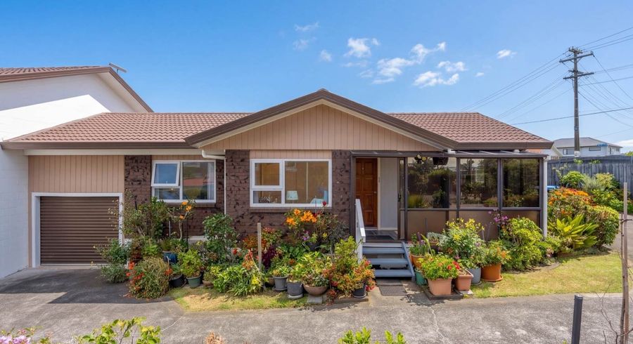  at 1574 Dominion Road Extension, Mount Roskill, Auckland City, Auckland