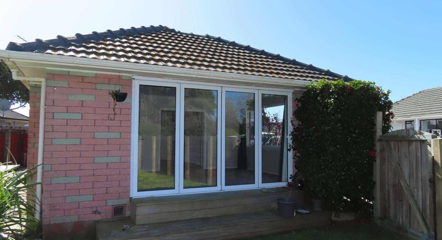  at 220 Beach Road, North New Brighton, Christchurch City, Canterbury