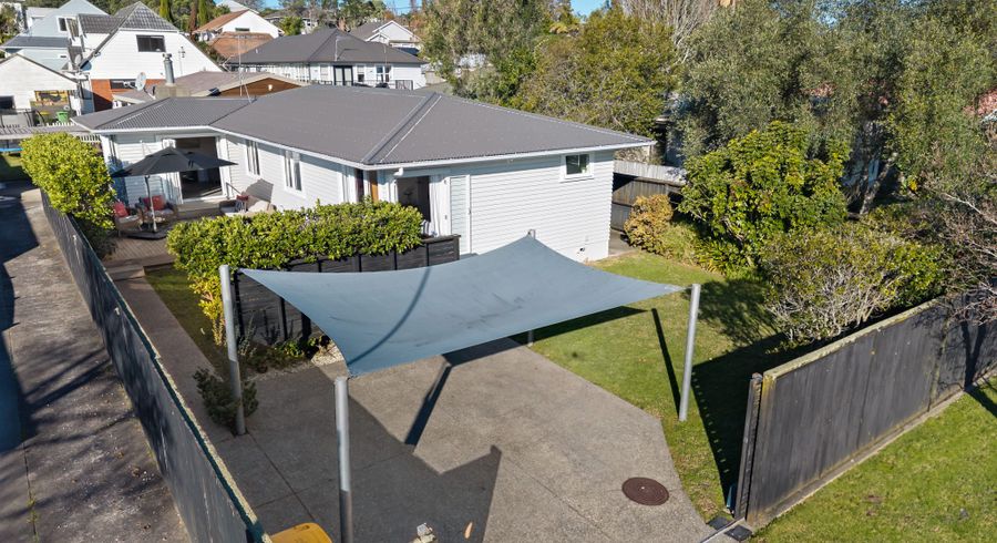  at 1/29 Seine Road, Forrest Hill, North Shore City, Auckland