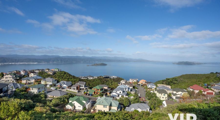  at 4B Sunhaven Drive, Newlands, Wellington, Wellington
