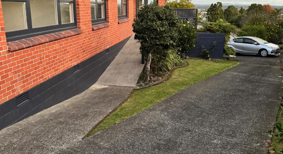  at 29 Hillcrest Grove, Hill Park, Manukau City, Auckland