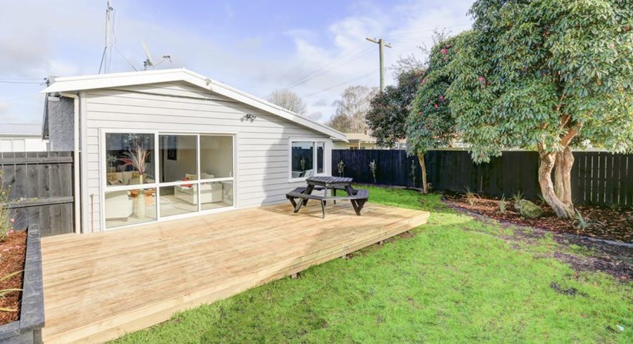  at 24 Odette Street, Bader, Hamilton