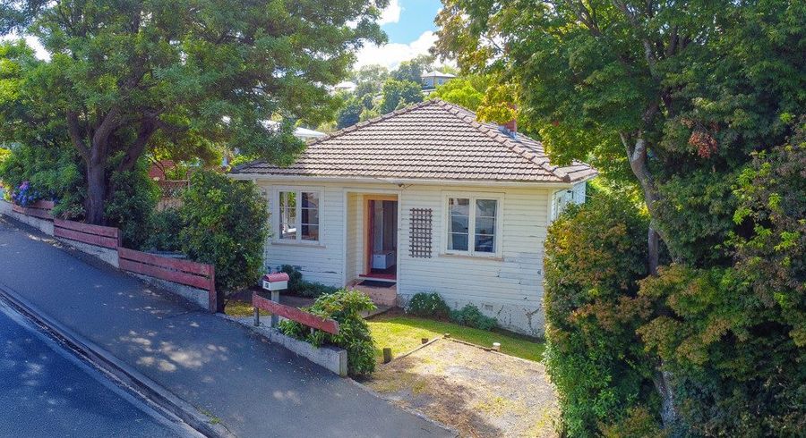  at 37 Glen Road, Mornington, Dunedin