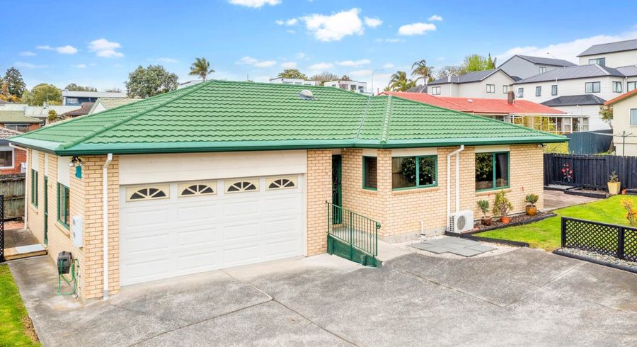  at 1A Roberts Road, Te Atatu South, Waitakere City, Auckland