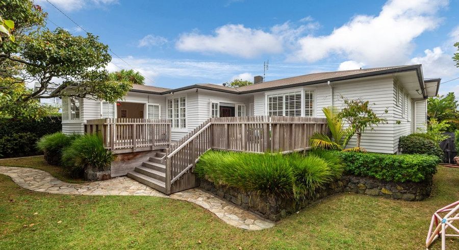  at 21 Francis Street, Hauraki, Auckland