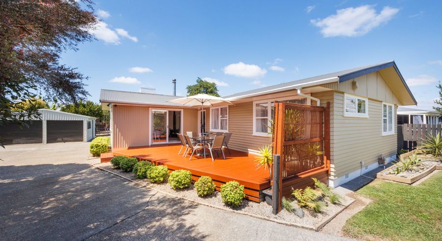  at 14 Motuoapa Place, Kelvin Grove, Palmerston North