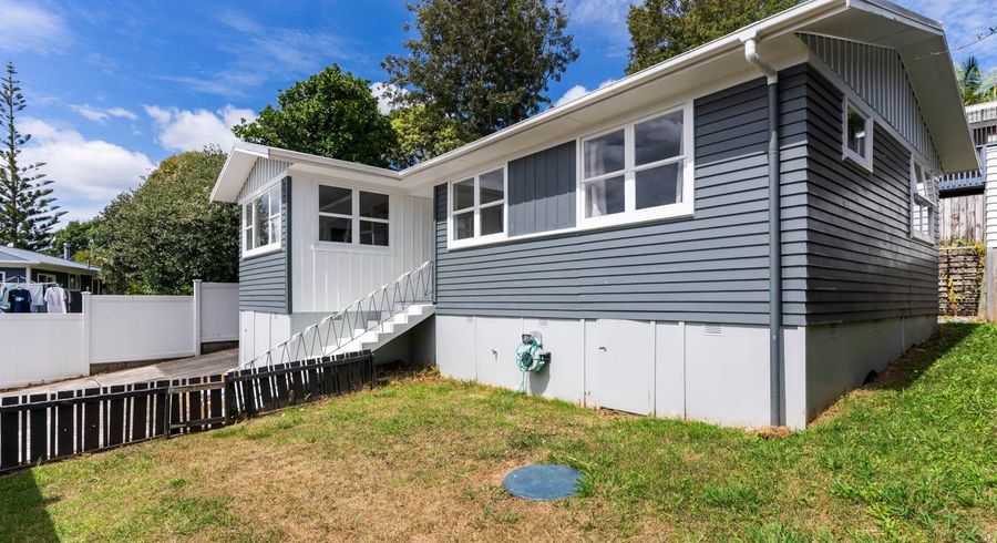  at 75A Vandeleur Avenue, Birkdale, North Shore City, Auckland