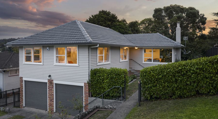  at 18 Hilling Street, Titirangi, Auckland