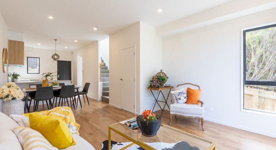  at 18/26 Springvale Drive, Fairview Heights, North Shore City, Auckland