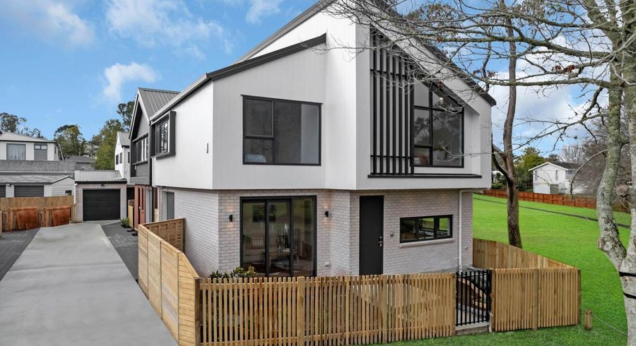  at 10 Truscott Place, West Harbour, Waitakere City, Auckland