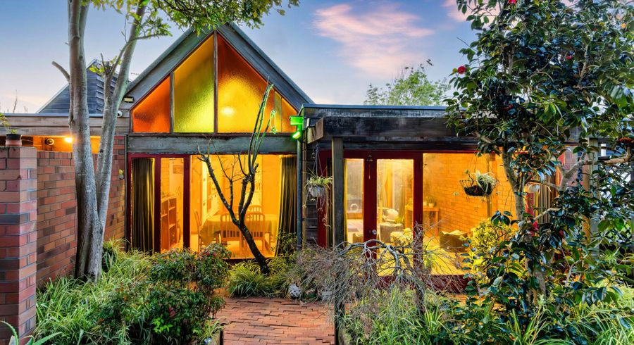  at 41 Fitzherbert Avenue, West Harbour, Waitakere City, Auckland