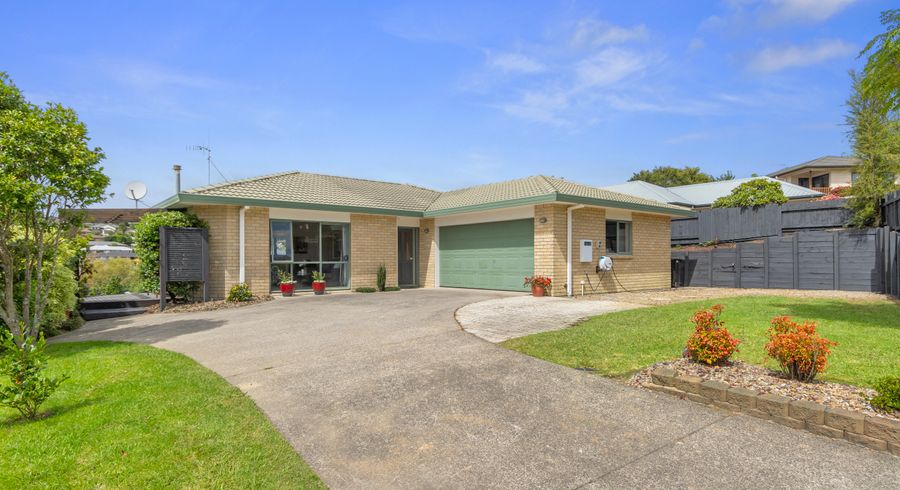  at 15 Karamu Terrace, Pyes Pa, Tauranga