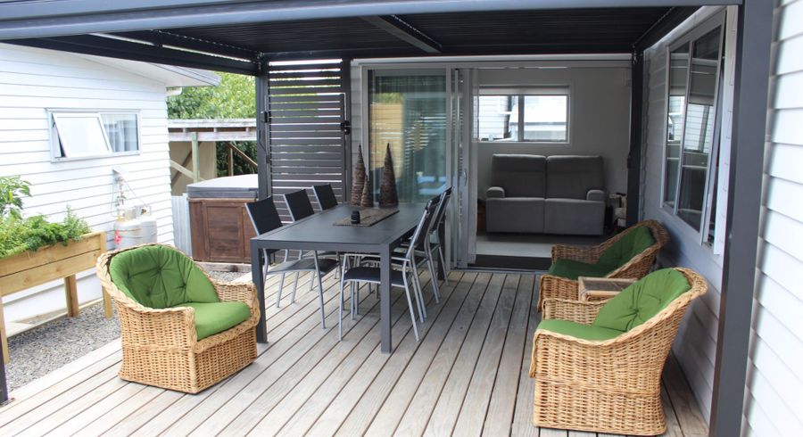  at 35b Gledstane Rd, Stanmore Bay, Rodney, Auckland