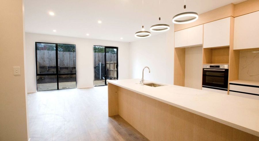  at 4 Te Rorea Lane, Mount Roskill, Auckland City, Auckland