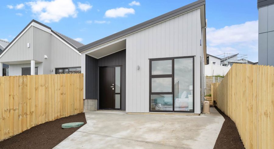  at 7 Biokovo Street, Massey, Auckland