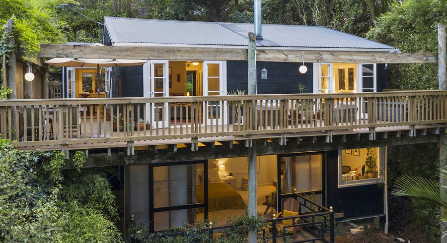  at 4 Opou Road, Titirangi, Auckland